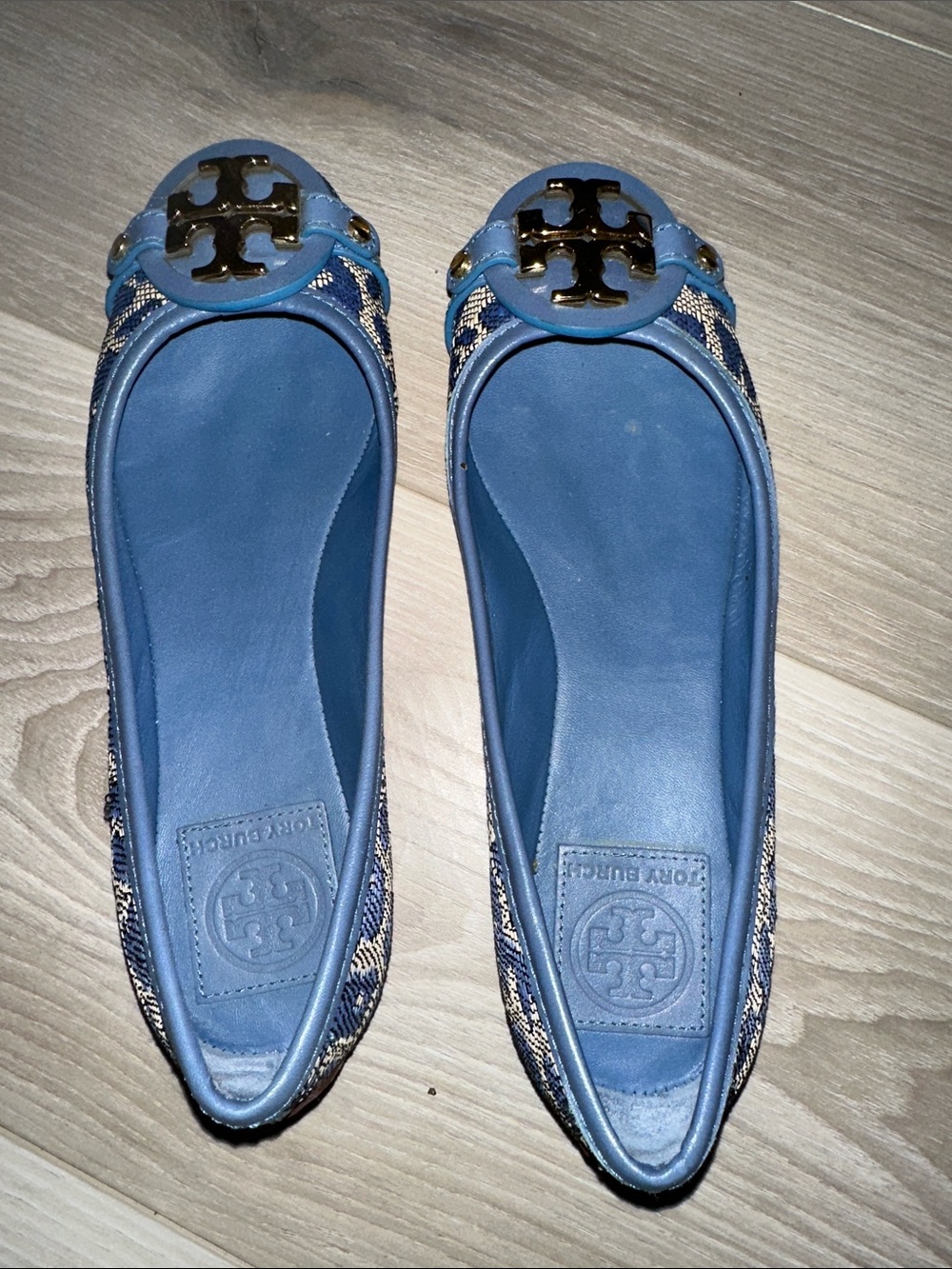 Tory Burch Light Blue Logo Trimmed Ballet Flats - women size 5.5